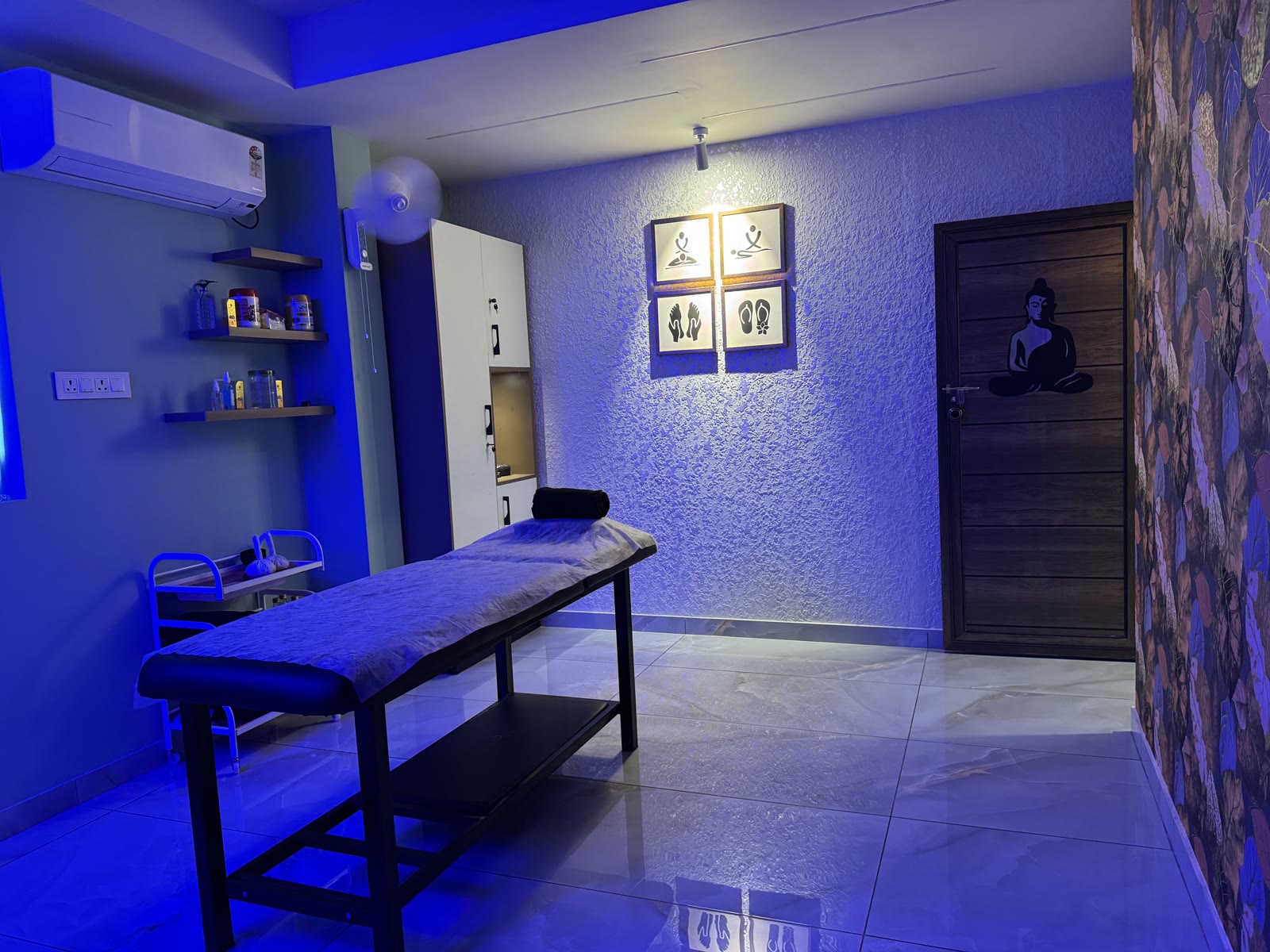 Relaxation room at ZEUS